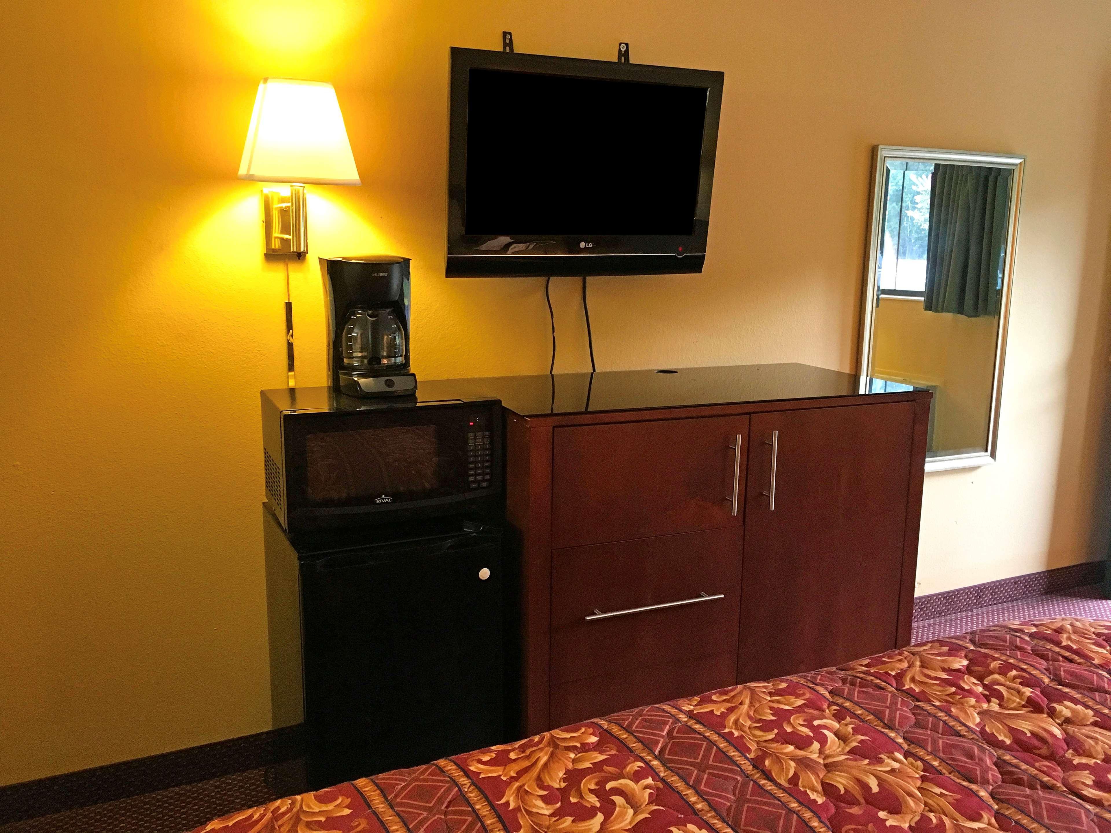 Days Inn By Wyndham York Alabama Eksteriør billede