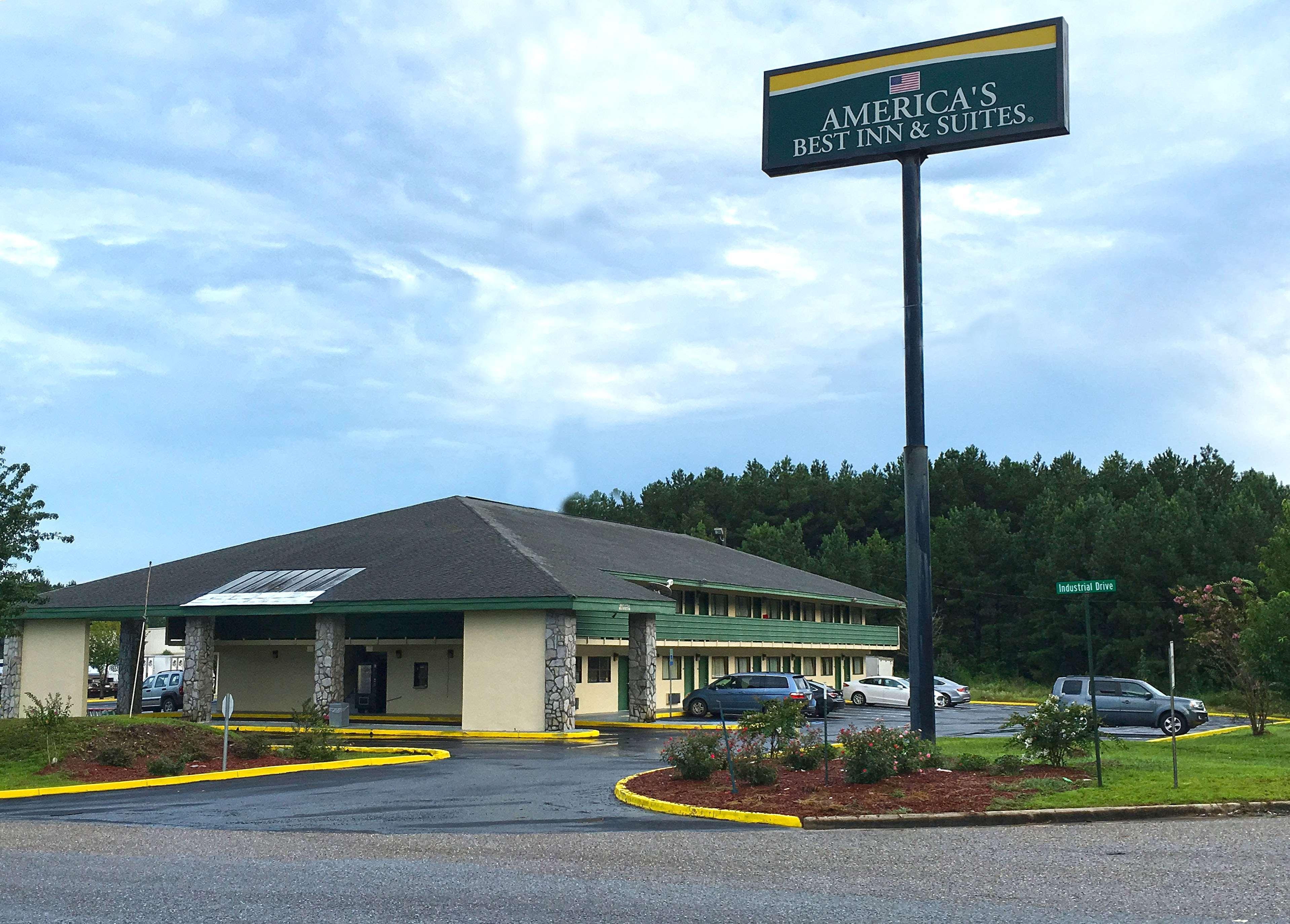 Days Inn By Wyndham York Alabama Eksteriør billede
